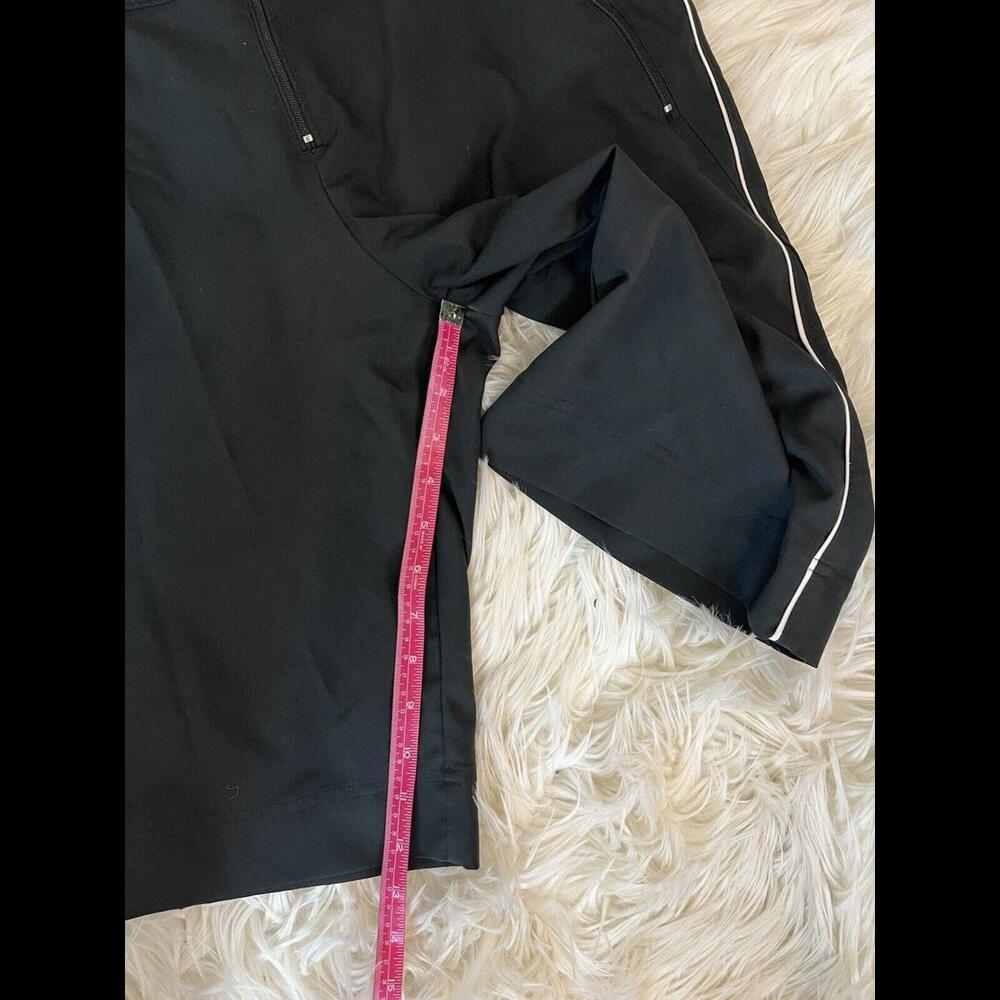 Nike Women’s Black Knit Bermuda Shorts M – Side Stripe, Zipper Pockets - Picture 5 of 7